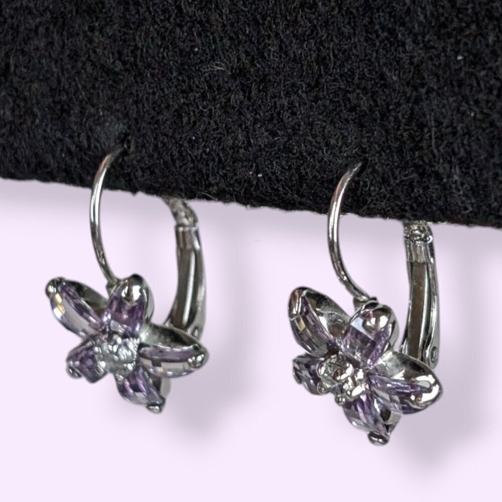 (2/$20) Dainty Purple Glass Flower Earrings - Picture 3 of 5
